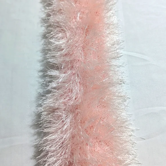 NWOT Handmade Pale Pink Eyelash Knitted Oblong Scarf - Picture 9 of 10